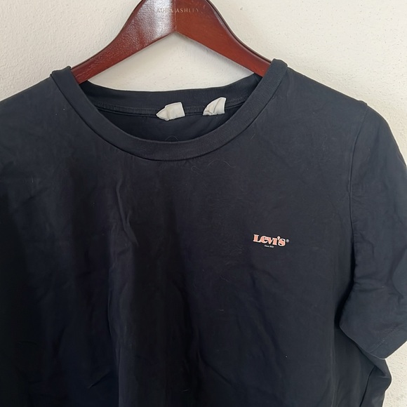 Levi's Cropped T-Shirt 1X - Picture 3 of 10